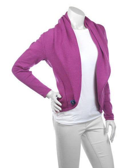 Magenta Cardimom in classic style